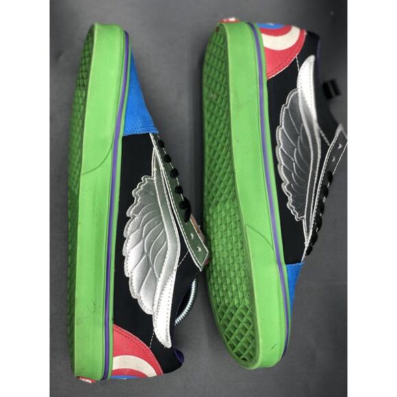 Vans Off The Wall Men\'s X Marvel Old Skool Shoes - Avengers Multi main image 11
